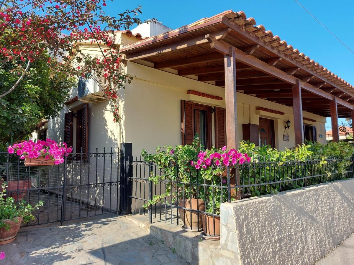 Villa Elisavet'S House Platanés Exterior foto